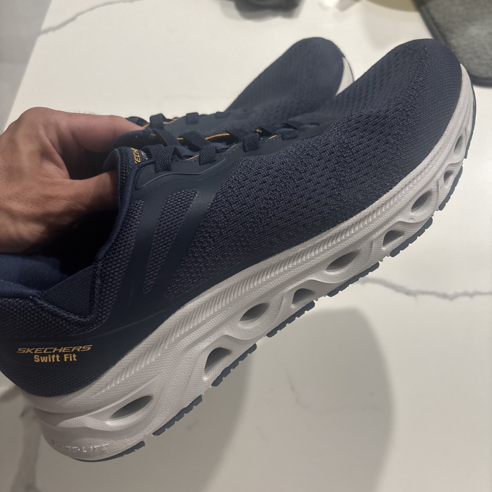 skechers hands free swift fit Glide Size 12